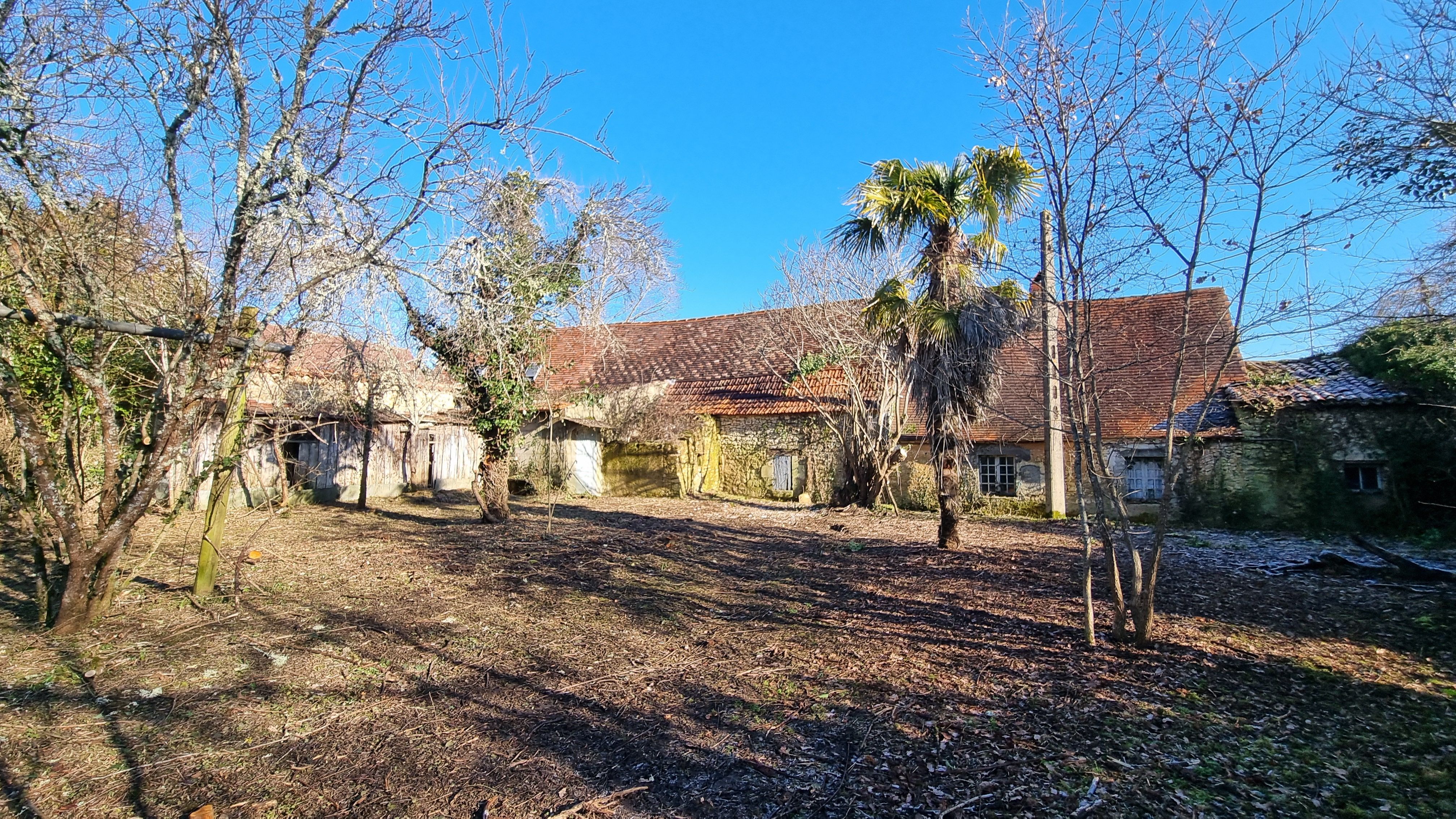 Deux maisons à rénover à Chalagnac