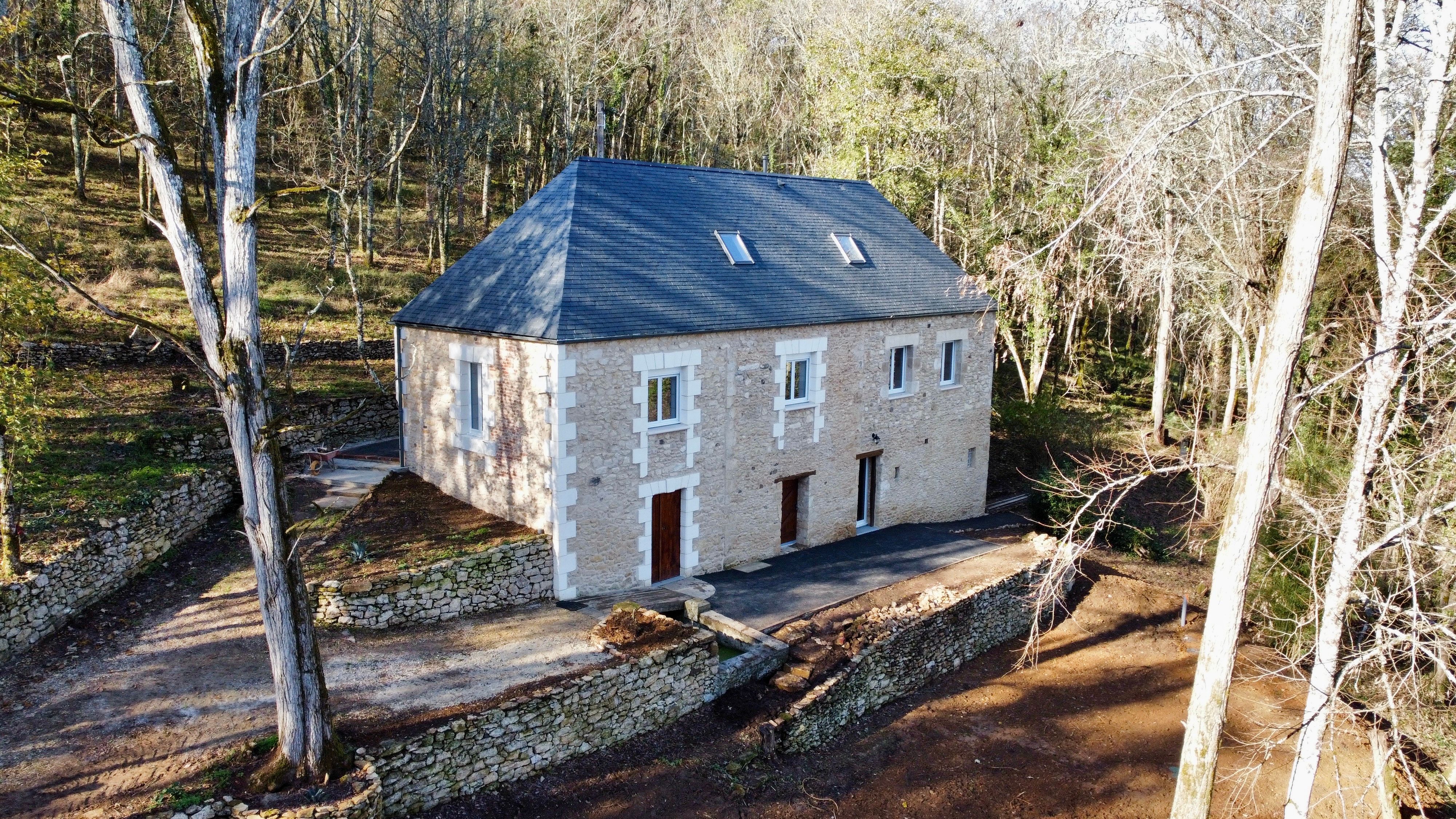 Maison de charme dans les bois à Chalagnac