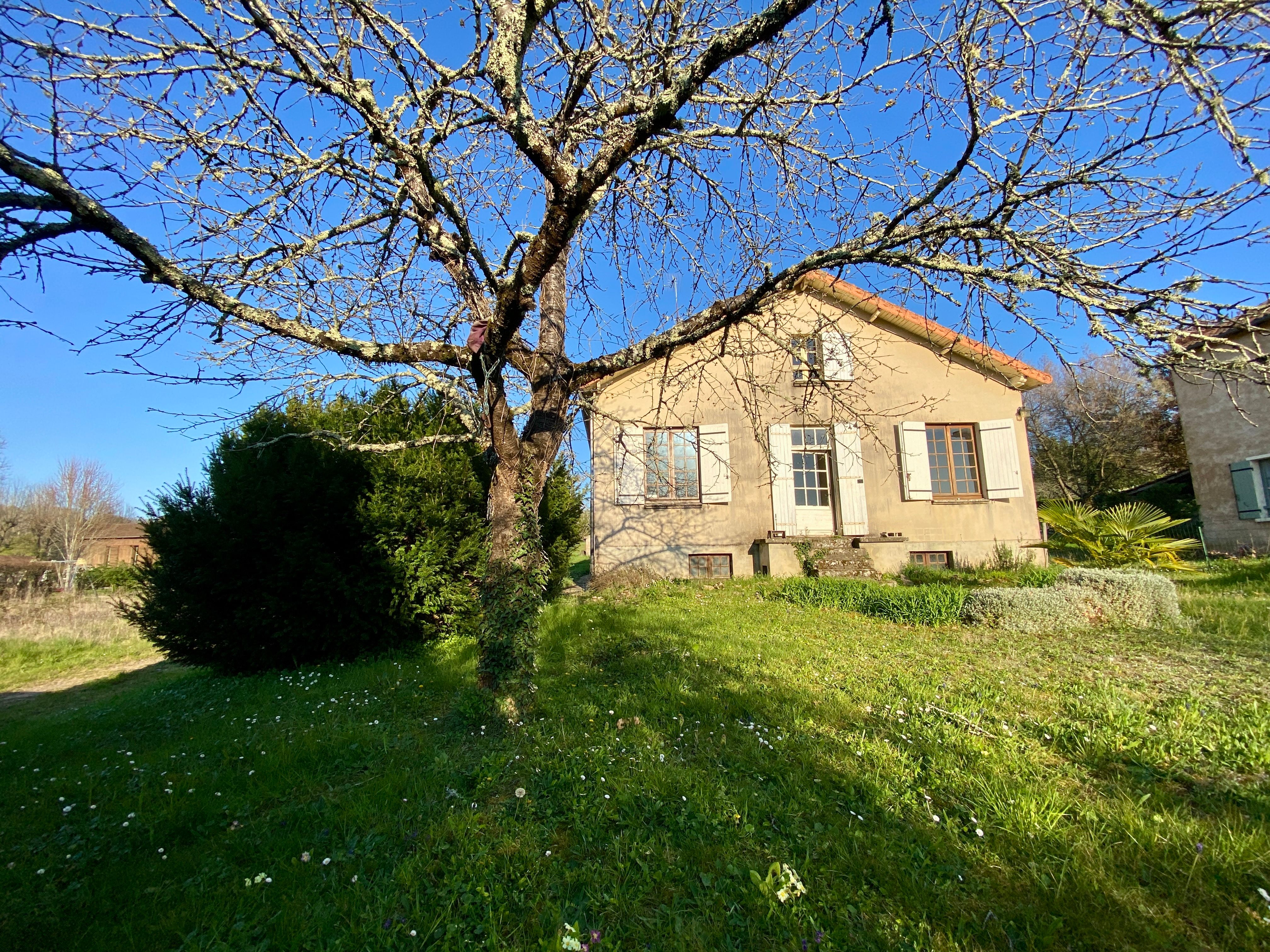 Avis aux amateurs de rénovation et de beaux projets ! à Chalagnac