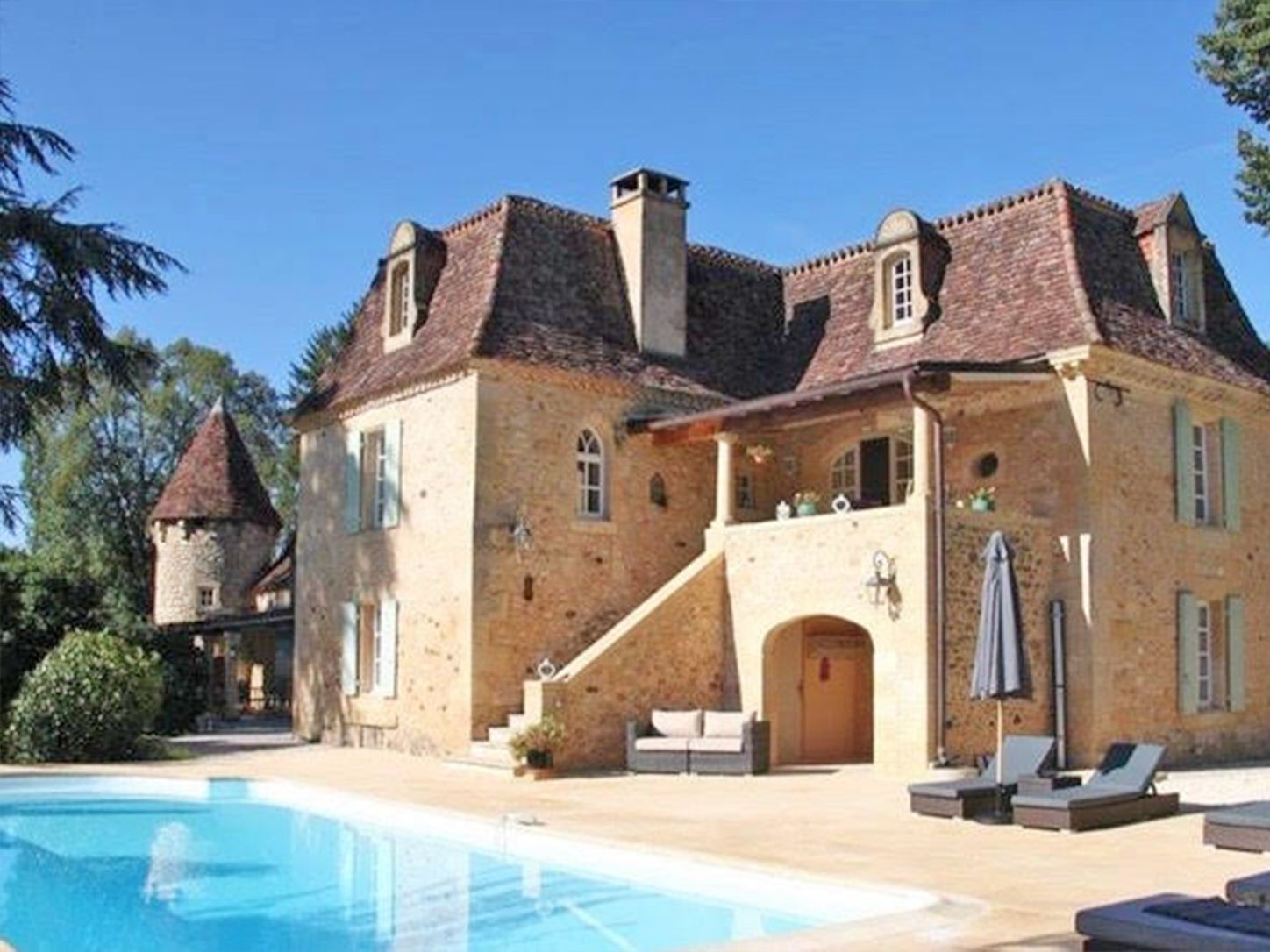 Domaine de charme avec 3 maisons à Chalagnac