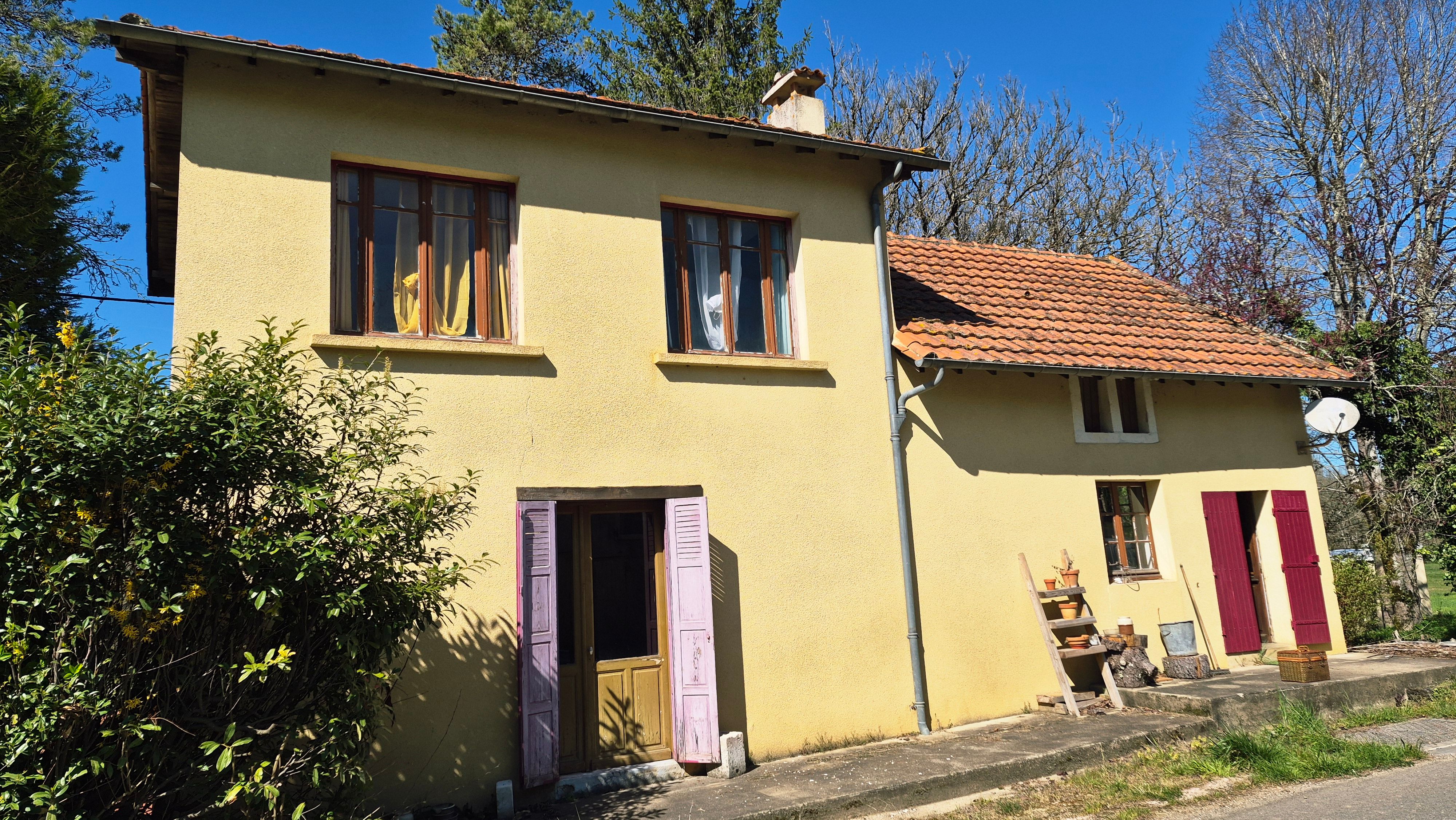 Maison de caractère avec de terrain à Chalagnac
