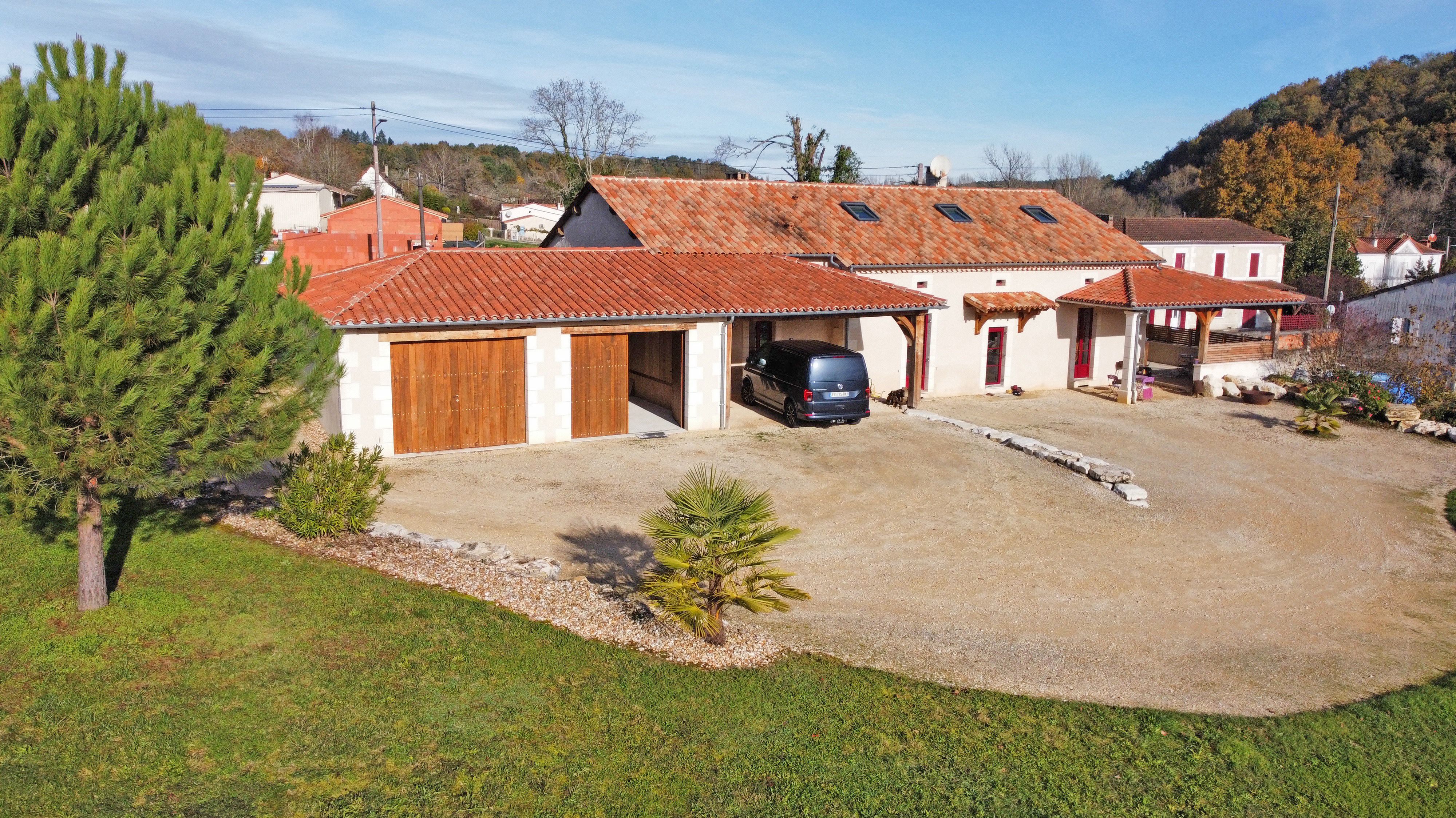 Magnifique Rénovation à Chalagnac